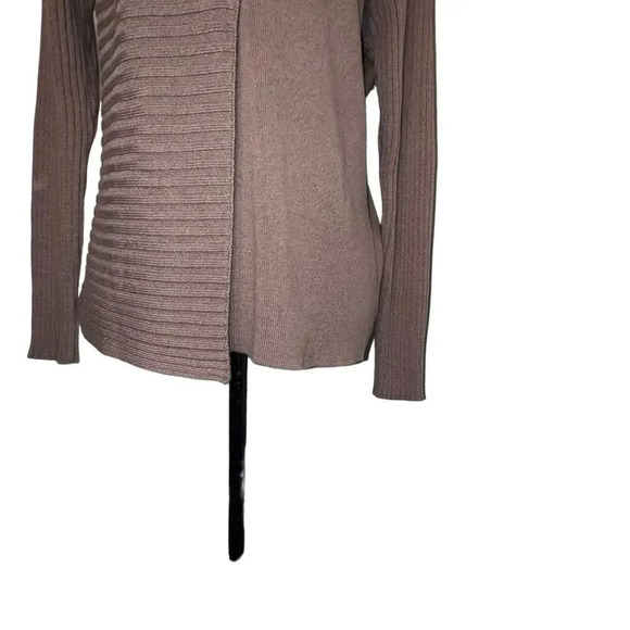 Putorti, made in Canada,contrast textures artist faux wooden buttons sweater - Picture 6 of 8